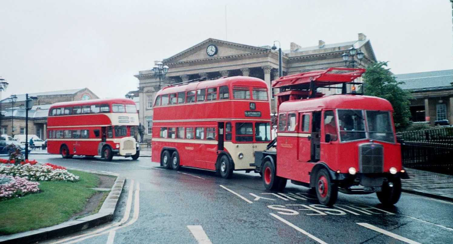 Huddersfield Trolleybus 619 in St. George's Square